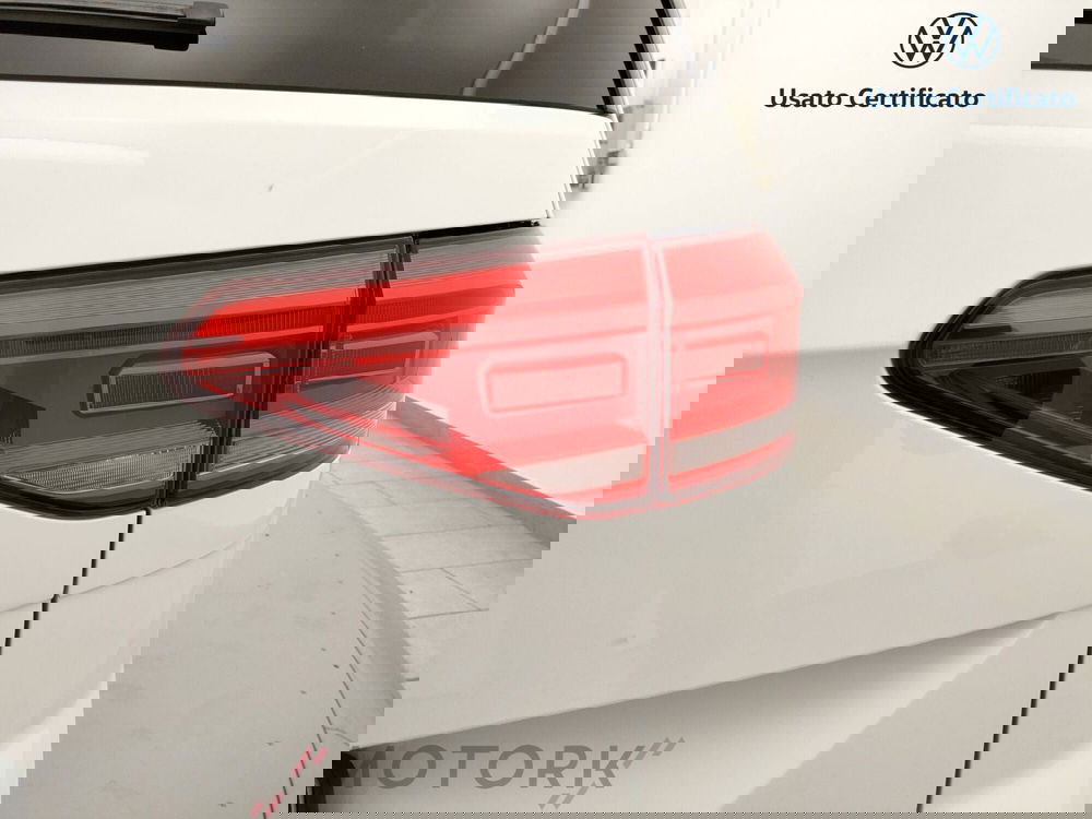 Volkswagen Touran nuova a Varese (8)