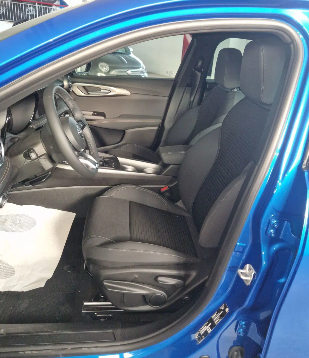 Alfa Romeo Tonale nuova a Terni (7)