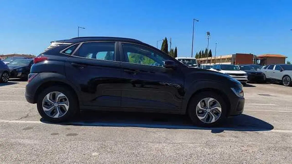 Hyundai Kona usata a Firenze (10)