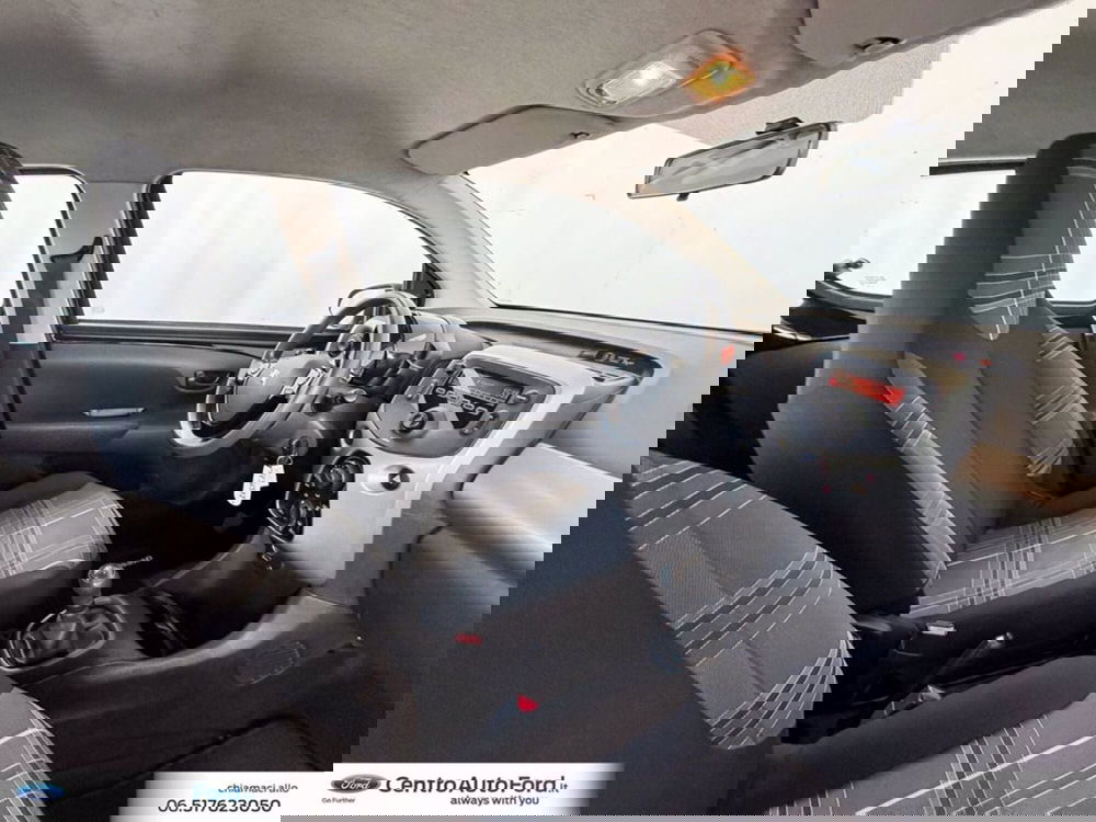 Peugeot 108 usata a Roma (6)