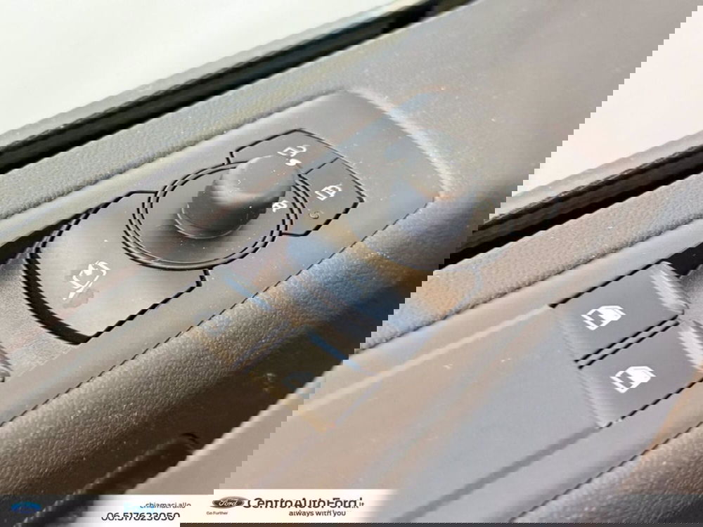 Ford Transit Custom Furgone usata a Roma (17)