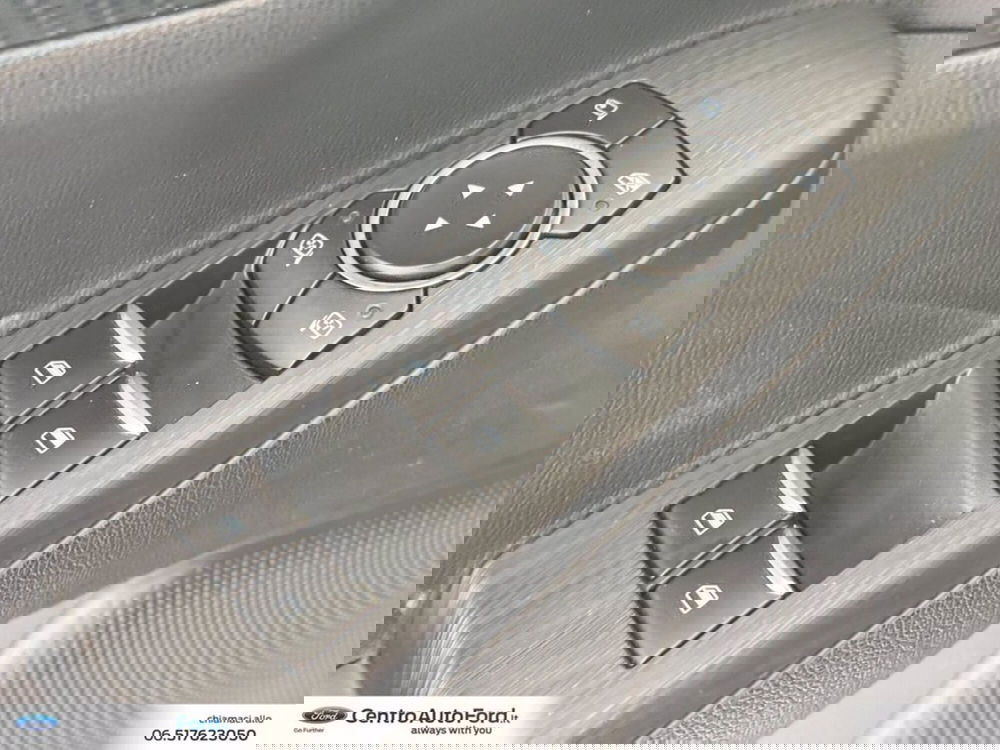 Ford Kuga usata a Roma (18)