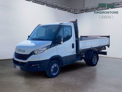 Iveco Daily Cabinato 35 C16H3.0 3000 cab. HD del 2021 usata a Milano