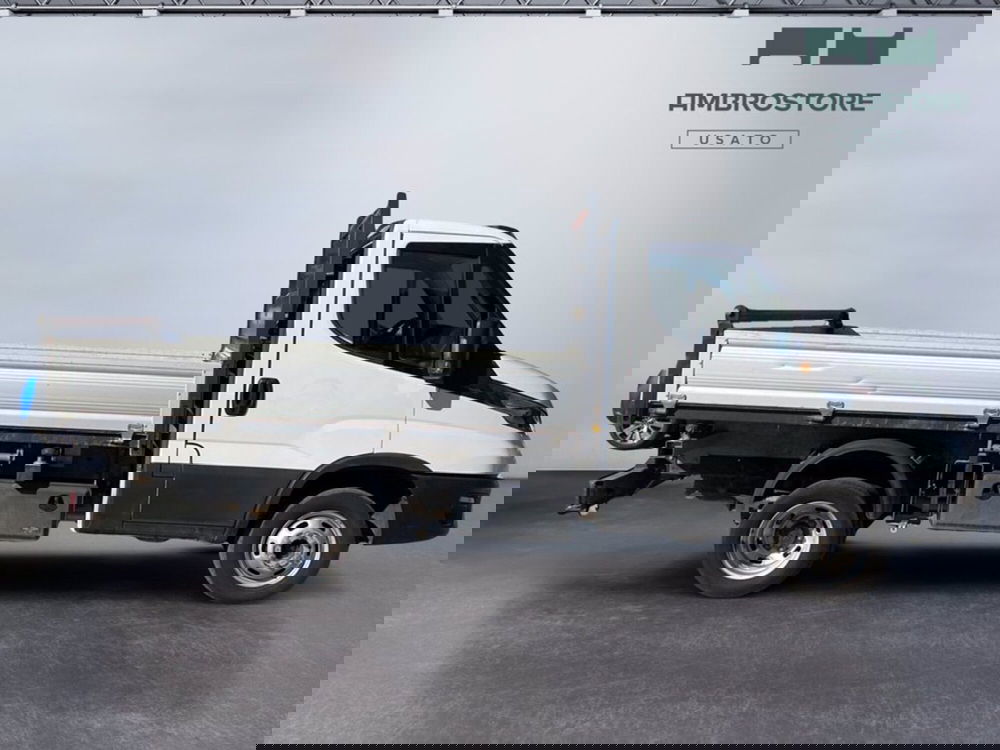 Iveco Daily Cabinato usata a Milano (4)