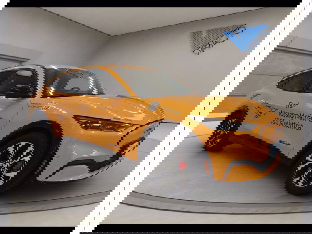 Ford Mustang Mach-E usata a Catania (11)