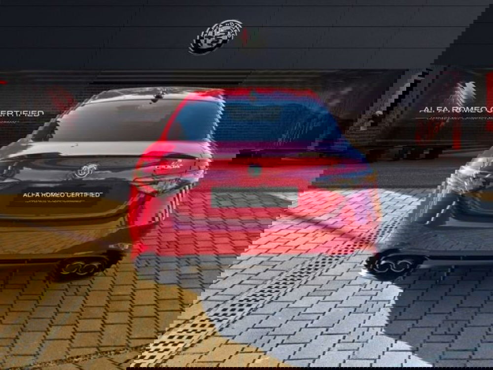 Alfa Romeo Giulia nuova a Monza e Brianza (5)