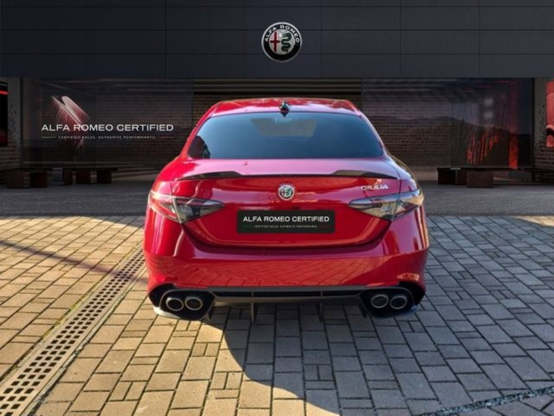 Alfa Romeo Giulia nuova a Monza e Brianza (5)