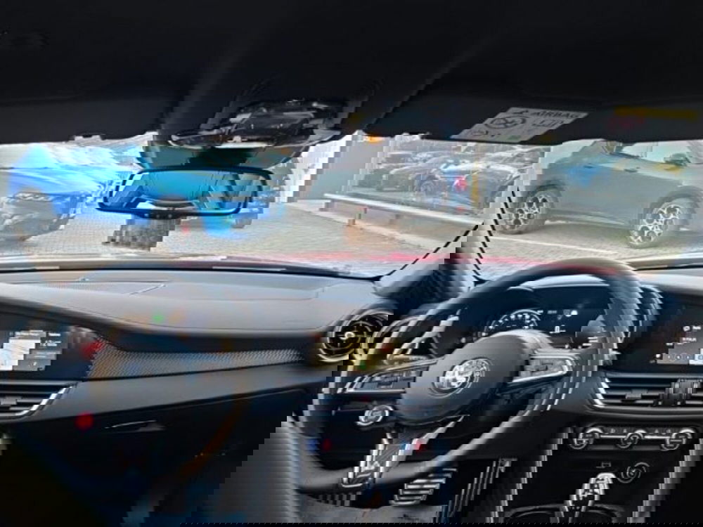 Alfa Romeo Giulia nuova a Monza e Brianza (8)