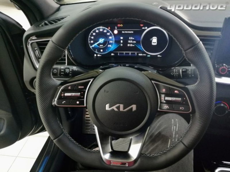Kia XCeed nuova a Napoli (11)