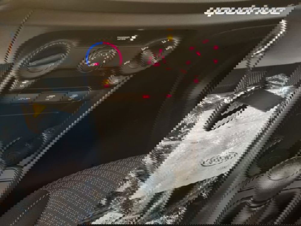 Kia Picanto nuova a Napoli (14)