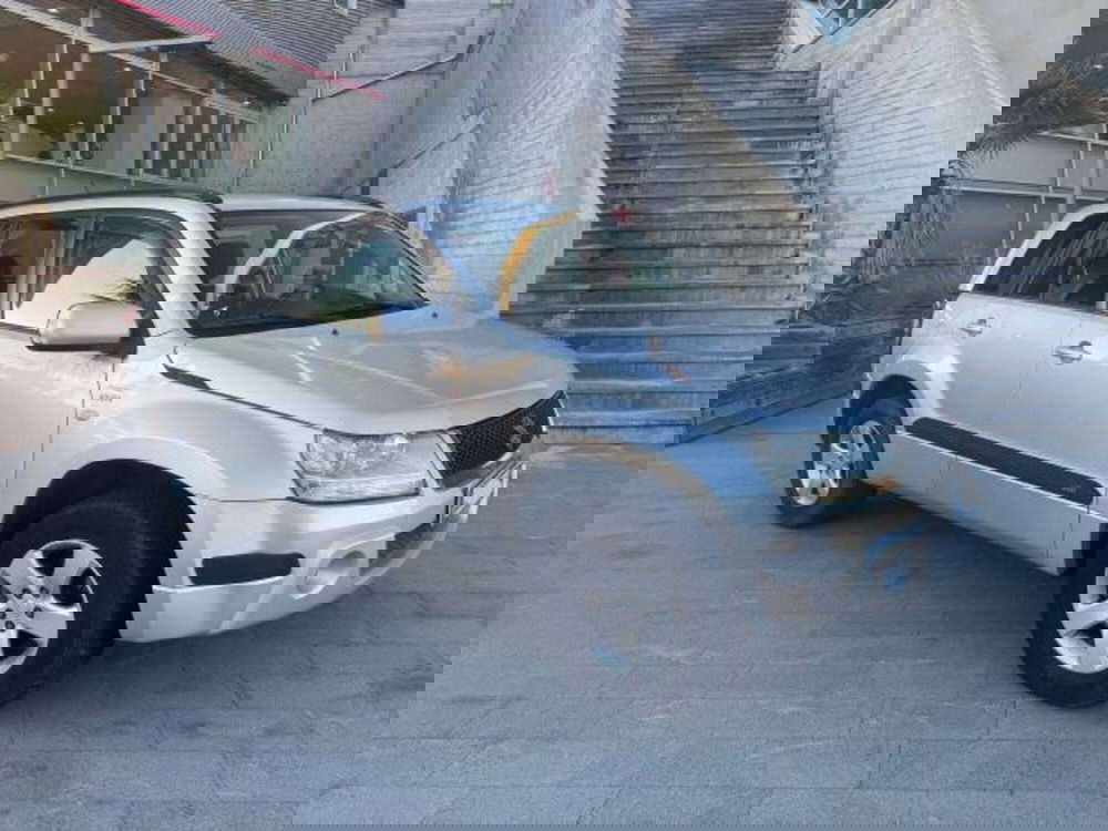 Suzuki Grand Vitara usata a Savona (7)