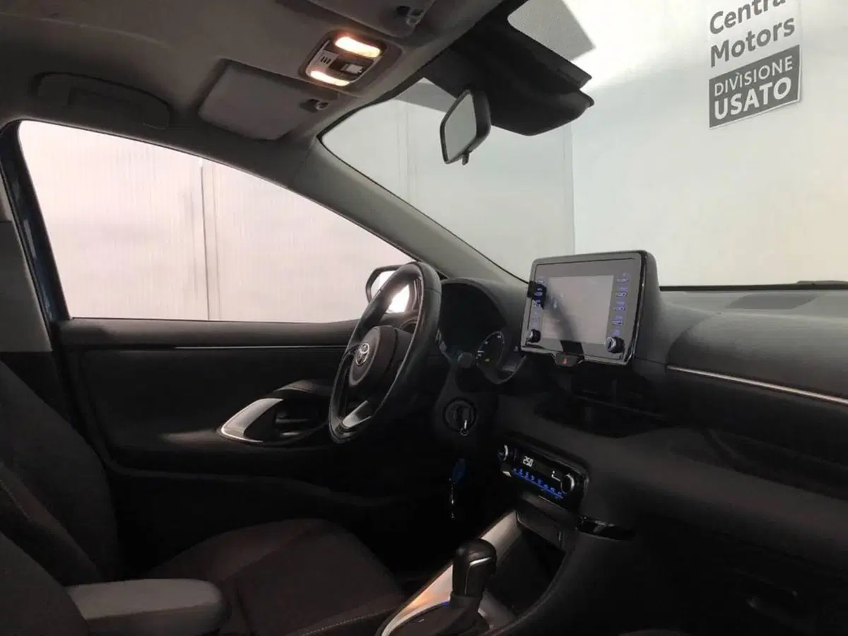 Toyota Yaris Cross usata a Torino (12)