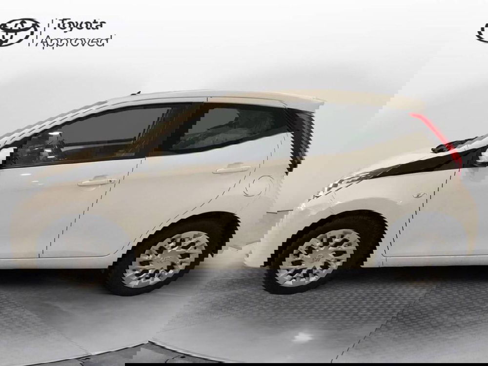 Toyota Aygo usata a Torino (5)