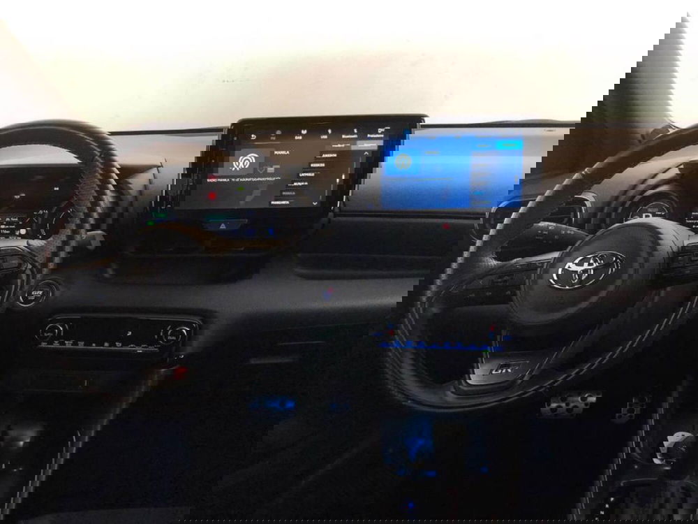 Toyota Yaris Cross usata a Torino (9)