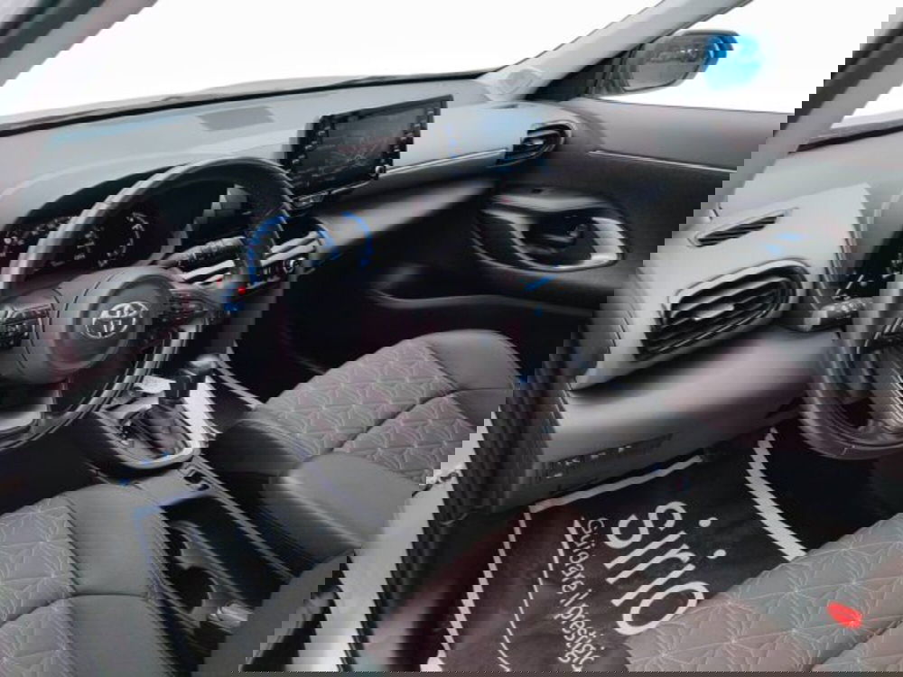 Toyota Yaris Cross usata a Teramo (15)