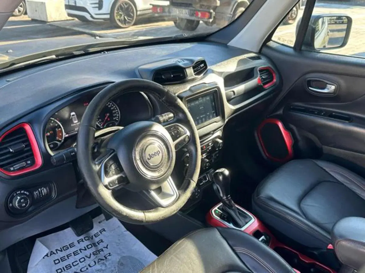 Jeep Renegade usata a Lucca (10)