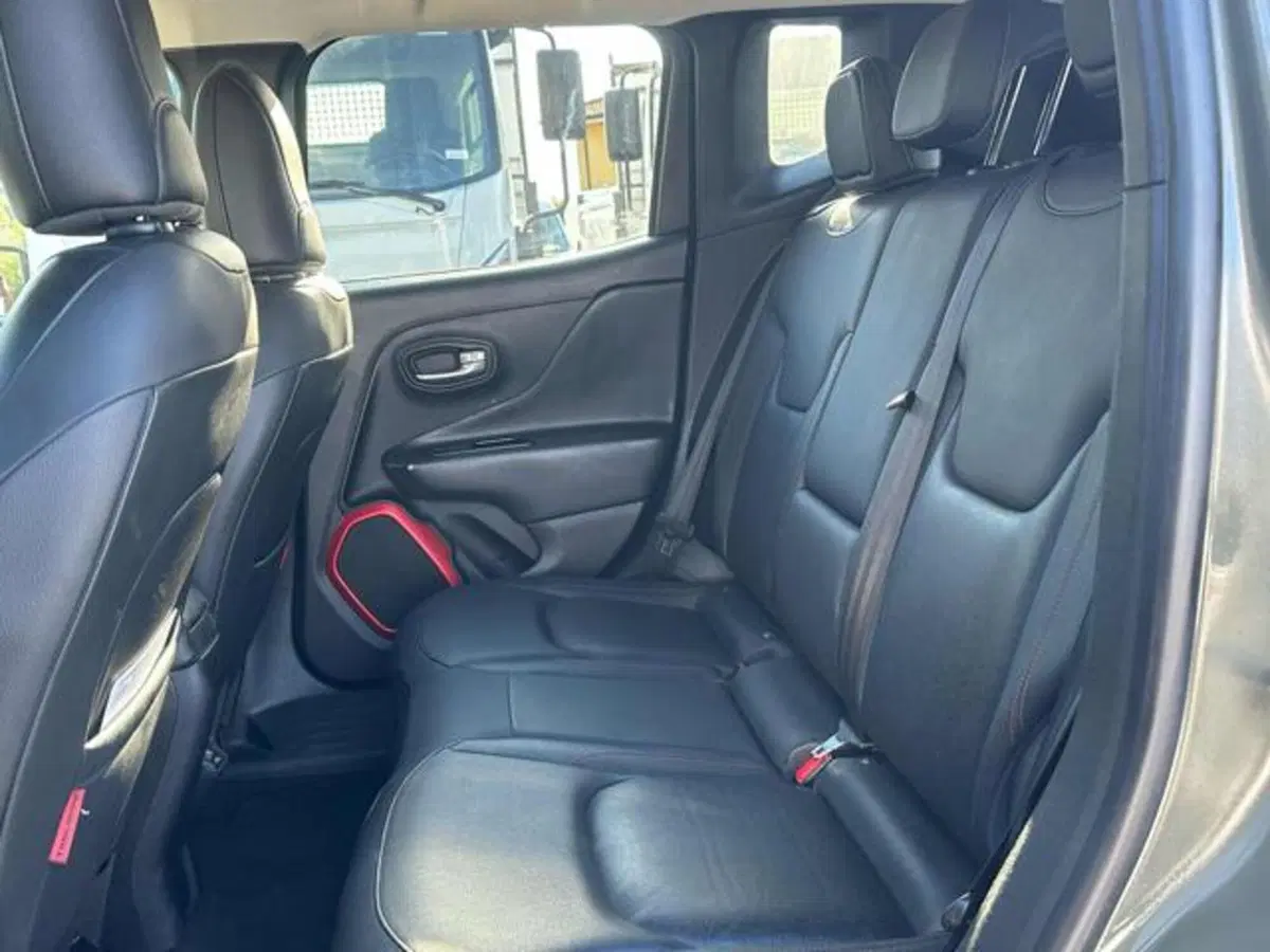 Jeep Renegade usata a Lucca (12)