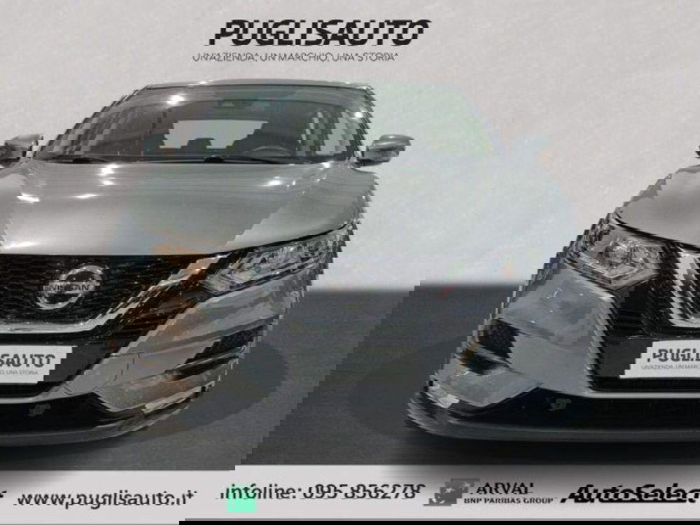 Nissan Qashqai usata a Catania (2)