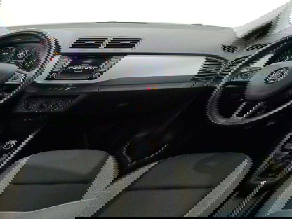 Skoda Fabia usata a Catania (7)