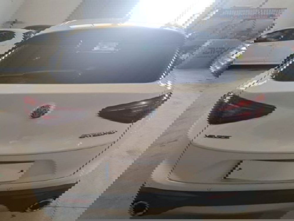 Alfa Romeo Stelvio usata a Catania (6)