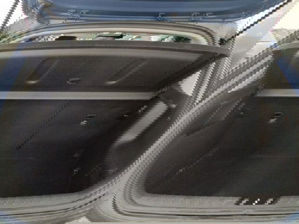 Kia Stonic usata a Catania (12)