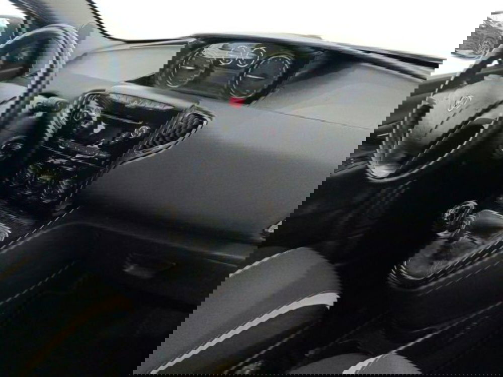 Lancia Ypsilon usata a Catania (9)