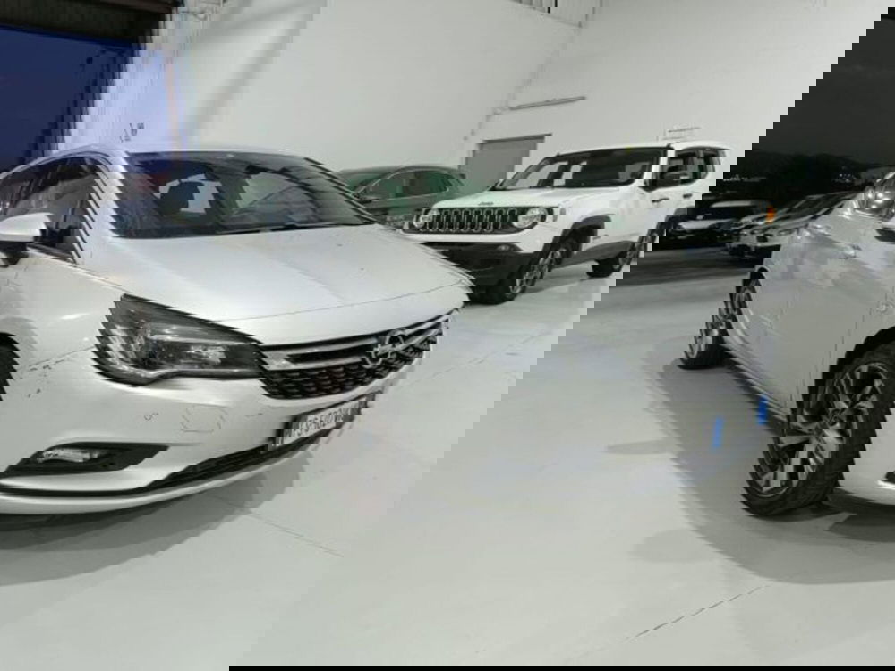 Opel Astra usata a Catania