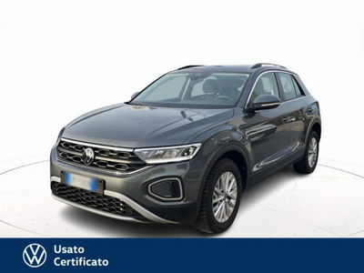Volkswagen T-Roc 2.0 tdi Life 150cv dsg del 2023 usata a Arzignano