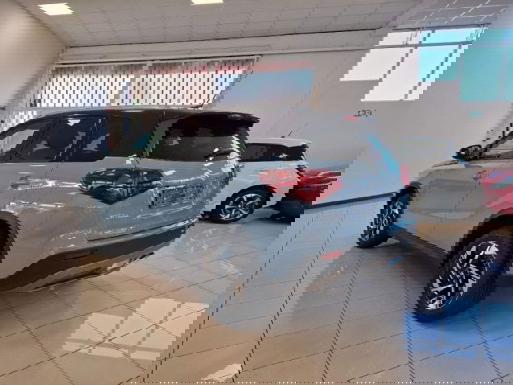 Suzuki Vitara nuova a Reggio Emilia (3)