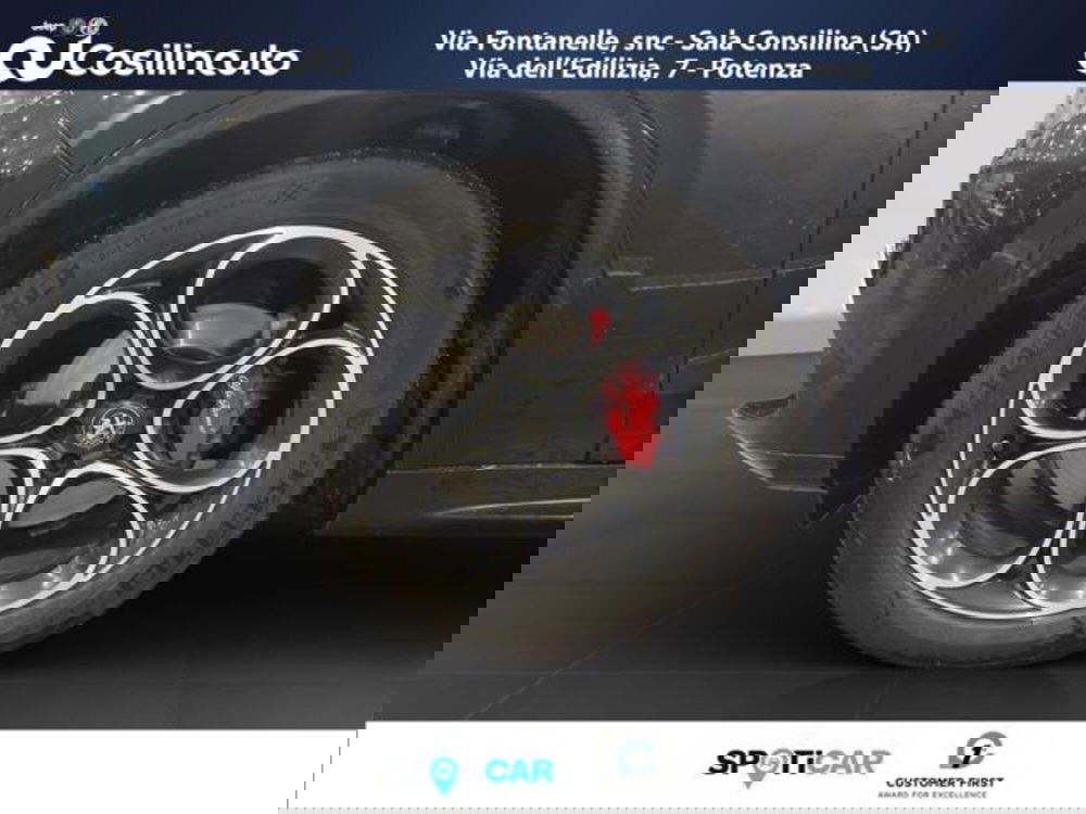 Alfa Romeo Stelvio usata a Salerno (18)