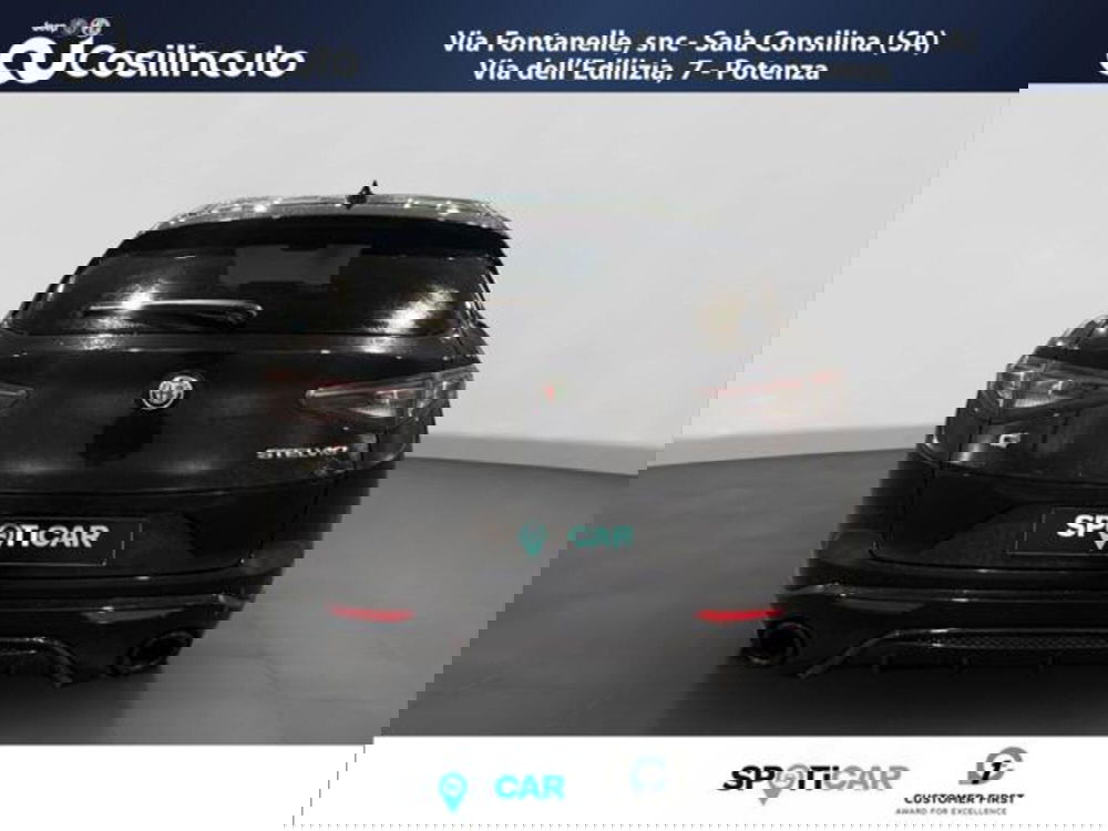Alfa Romeo Stelvio usata a Salerno (4)
