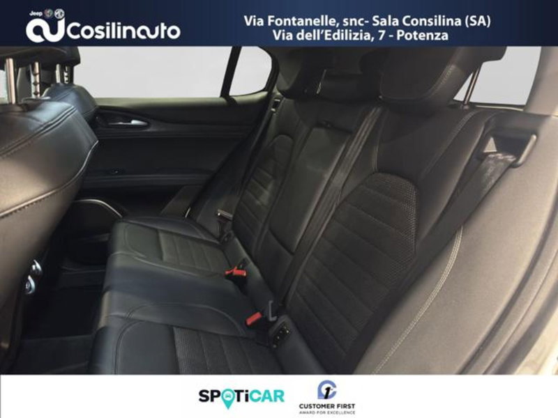 Alfa Romeo Stelvio usata a Salerno (10)