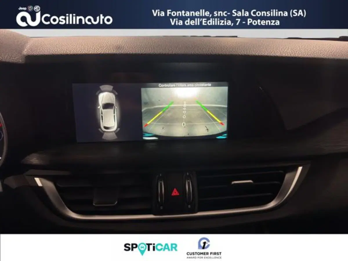 Alfa Romeo Stelvio usata a Salerno (16)