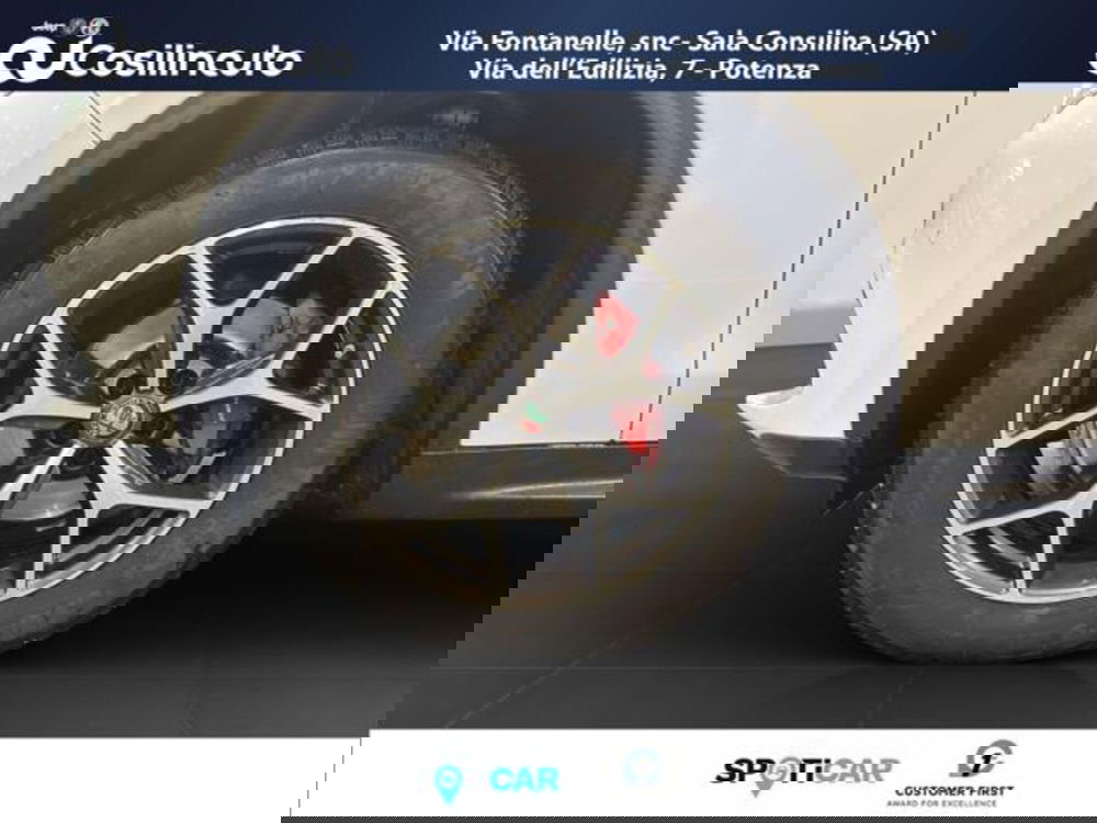 Alfa Romeo Stelvio usata a Salerno (20)