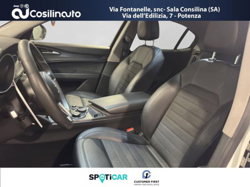Alfa Romeo Stelvio usata a Salerno (9)