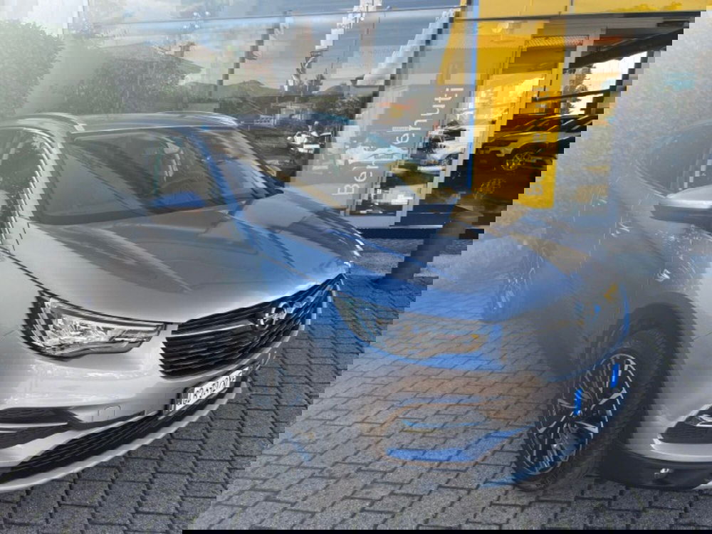 Opel Grandland X usata a Lecco (2)