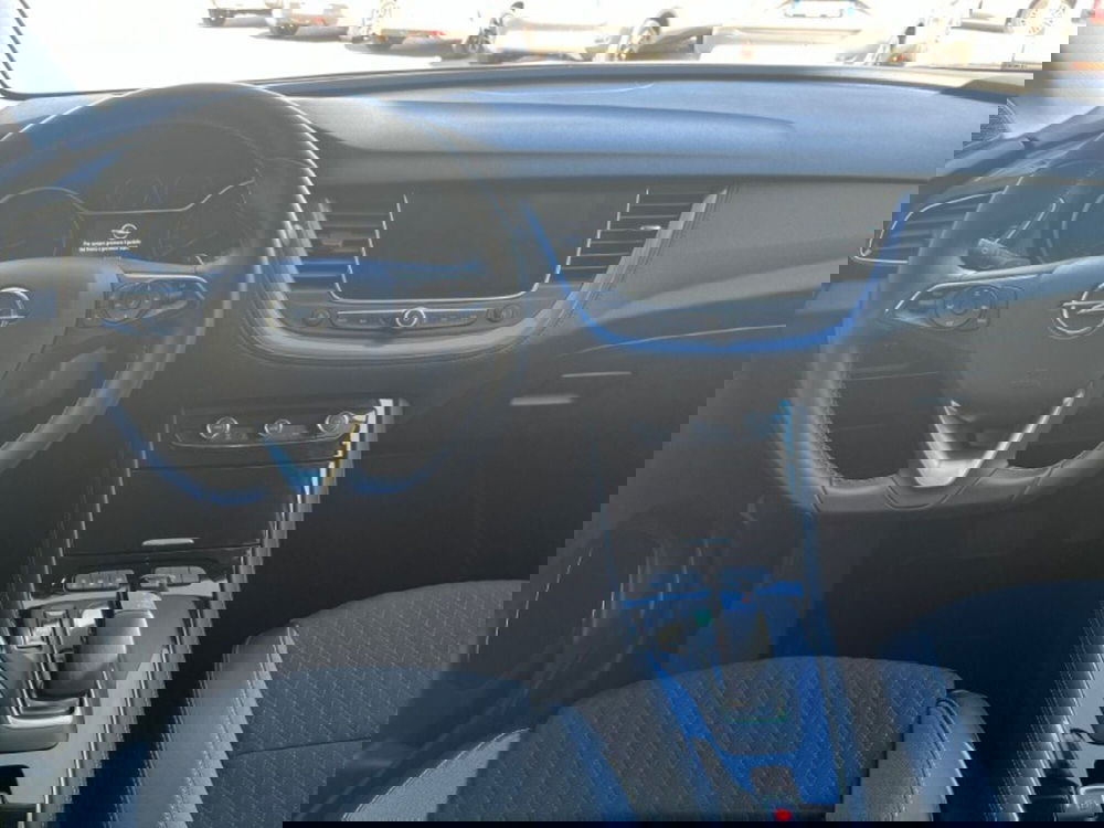 Opel Grandland X usata a Lecco (7)