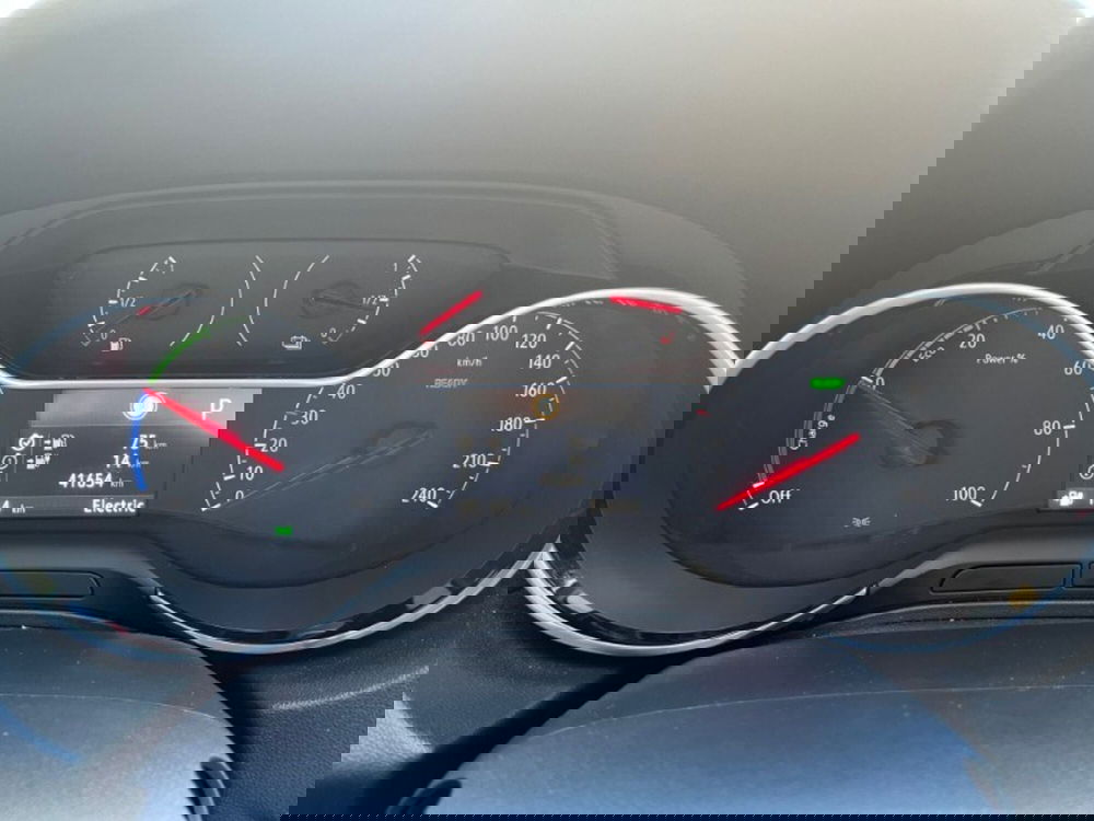 Opel Grandland X usata a Lecco (8)