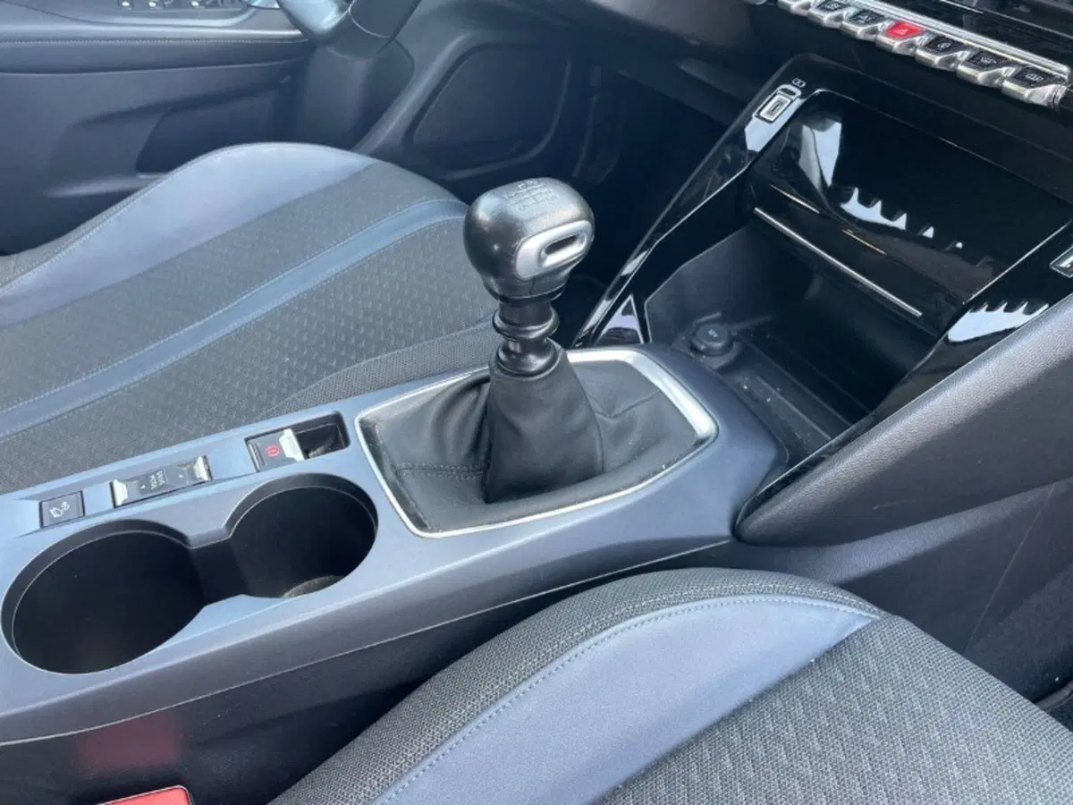 Peugeot 2008 usata a Lecco (13)