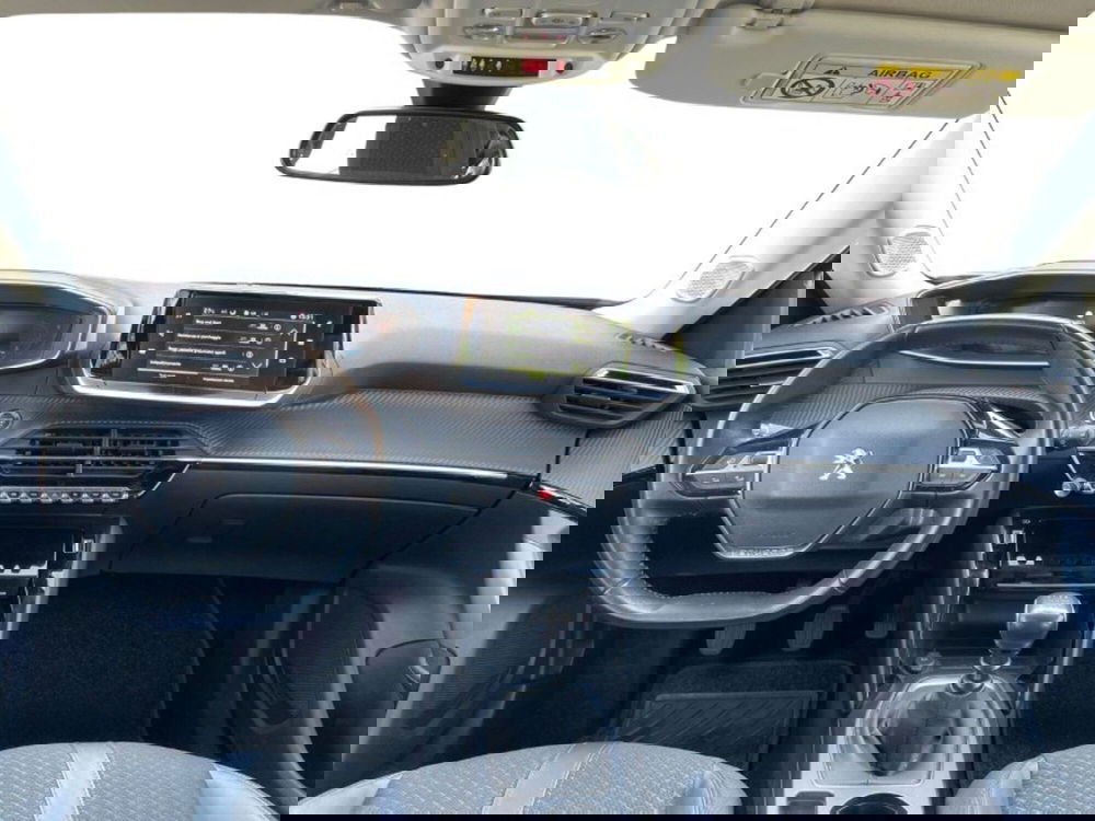 Peugeot 2008 usata a Lecco (9)