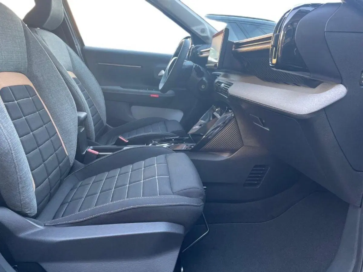 Citroen C3 Aircross usata a Lecco (11)
