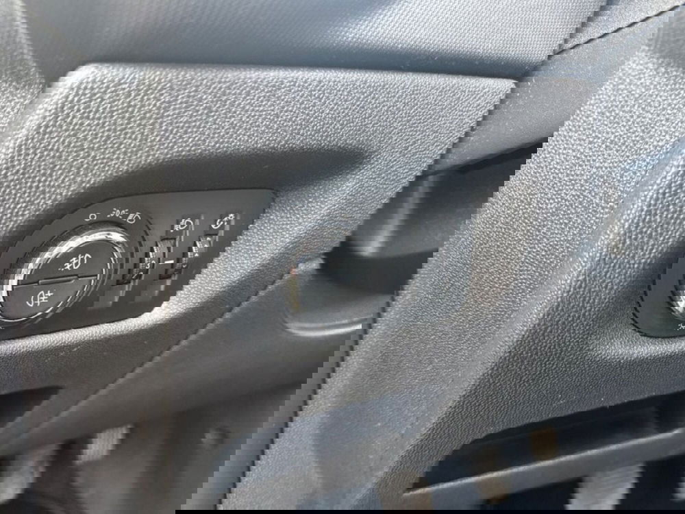 Opel Corsa usata a Lecco (15)