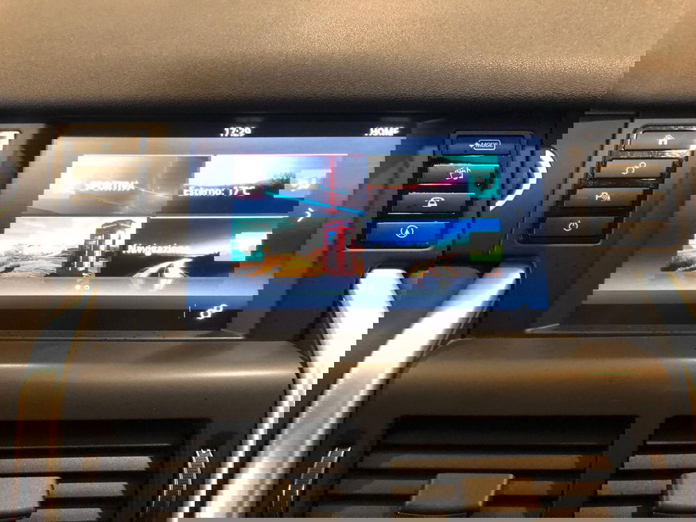 Land Rover Discovery Sport usata a Pistoia (6)