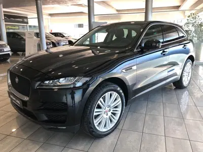 Jaguar F-Pace 3.0 D V6 300 CV AWD aut. Prestige del 2018 usata a Agliana