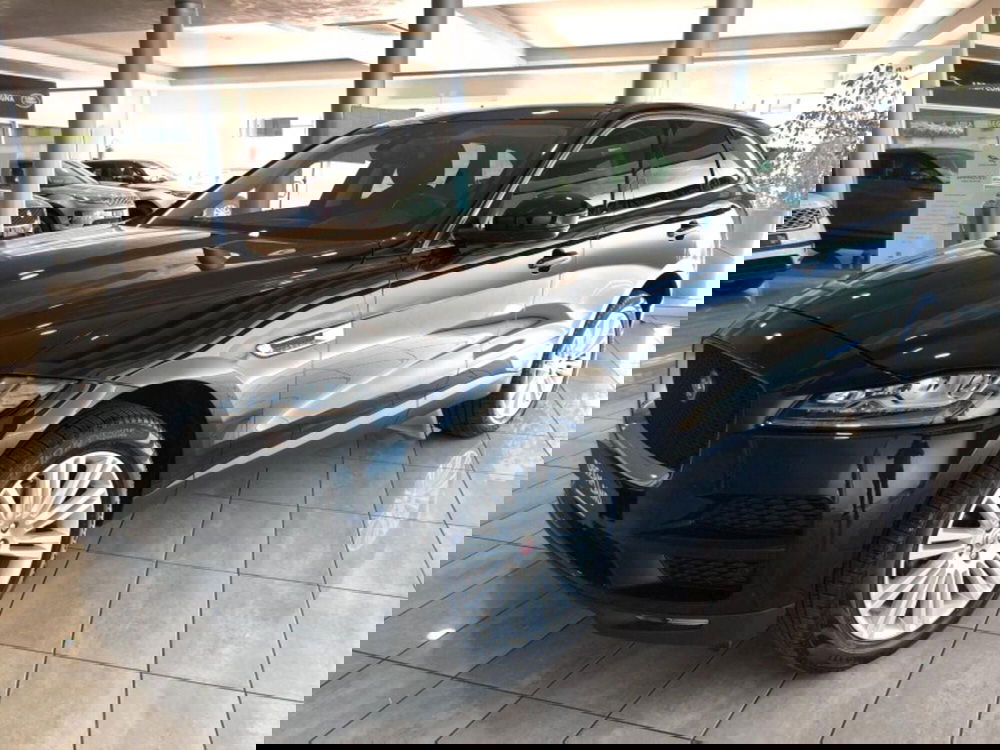 Jaguar F-Pace usata a Pistoia
