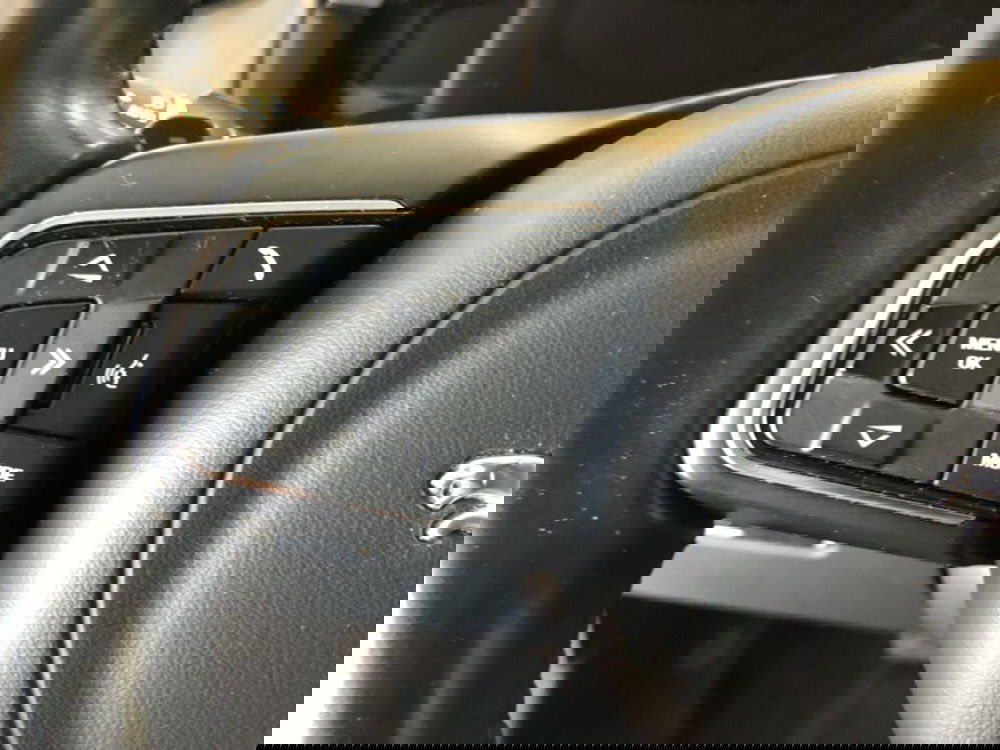 Jaguar F-Pace usata a Pistoia (11)