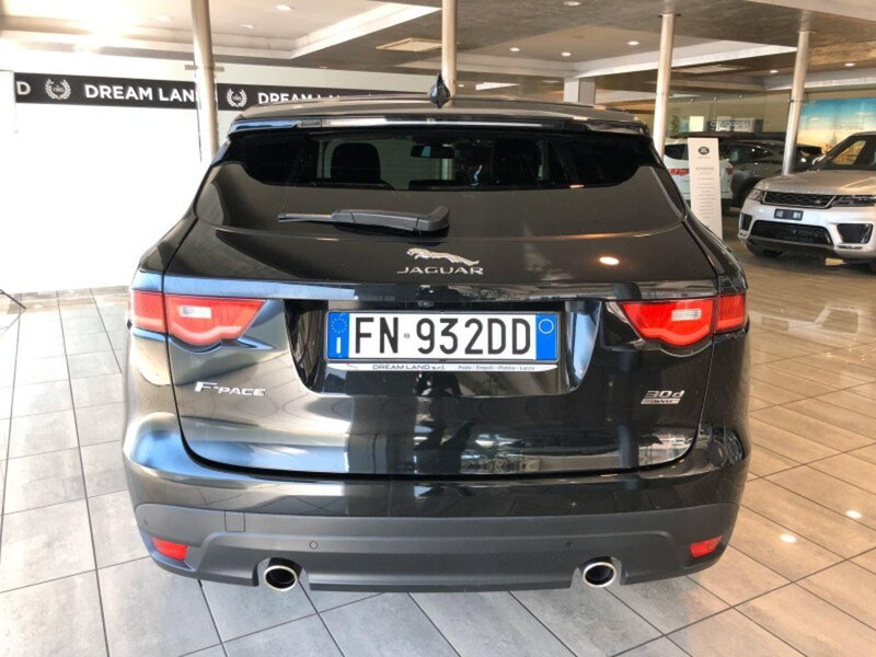 Jaguar F-Pace usata a Pistoia (8)