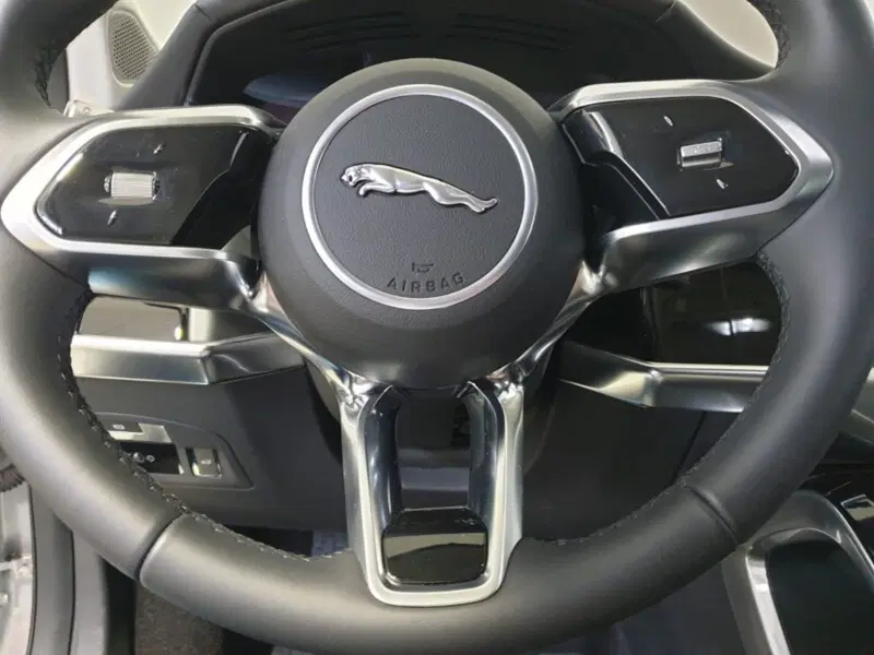 Jaguar I-Pace usata a Pistoia (10)