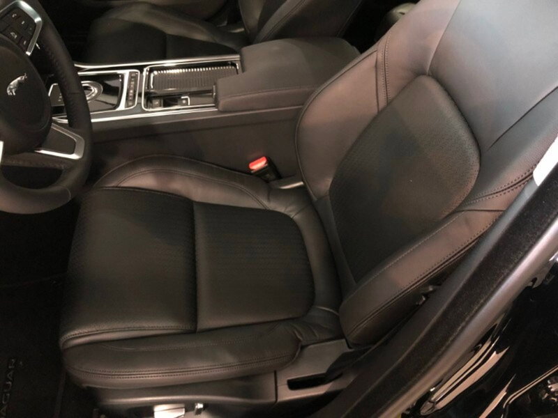 Jaguar XF usata a Pistoia (10)