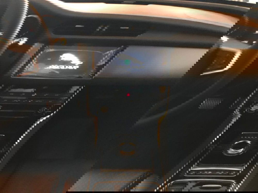 Jaguar XF usata a Pistoia (8)